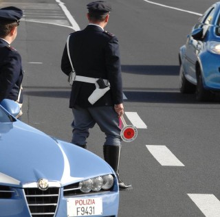 ???????????????????????????????????? Al via «vacanze sicure» con pneumatici sotto controllo