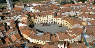 lucca-700x467