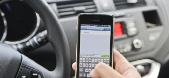 Irlanda: no al cellulare alla guida