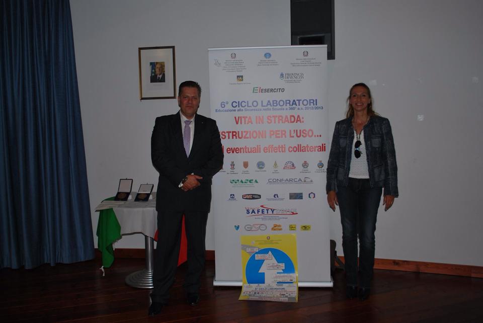 Nelle fotografie: le precedenti premiazioni nello scorso anno, con Daniele Bertato, Segretario provinciale Unasca di Venezia