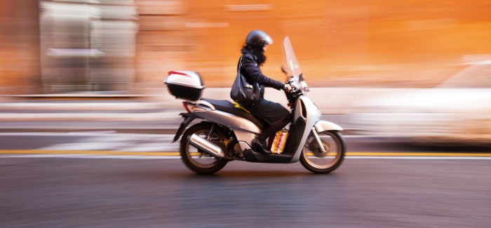 Codice della strada: novità per scooter, 125 e bici