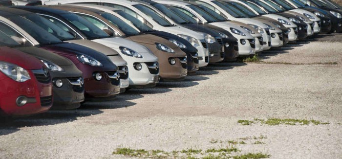 Italiani e auto: un rapporto da rilanciare