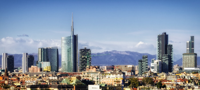 Milano, Area B: UNASCA chiede una deroga per le patenti superiori
