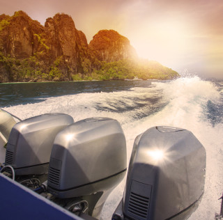 Nautica, rinviato obbligo patente per fuoribordo da + 750 cc