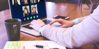 La linea da tracciare tra didattica e educazione