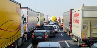 Da incidenti con veicoli commerciali una vittima della strada su quattro in Europa