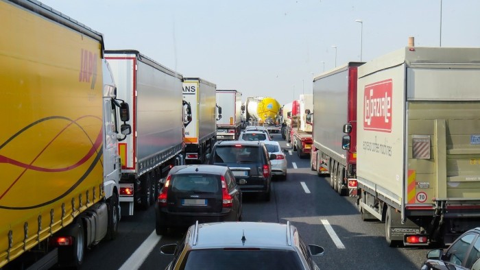 Da incidenti con veicoli commerciali una vittima della strada su quattro in Europa
