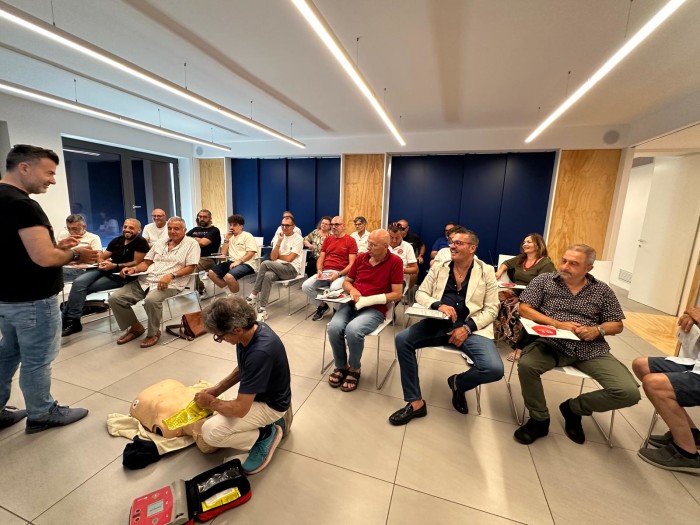 Il Segretario Naz. Autoscuole Alfredo Boenzi Introduce il Corso di Esecutore BLSD I.R.C.