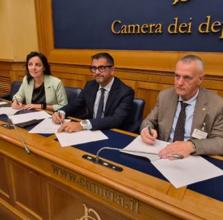 Sicurezza stradale – Anci, Unasca e Associazione Gabriele Borgogni firmano un’intesa per la promozione in ambito urbano
