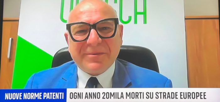 Nuova direttiva patenti: patente B a 17 anni