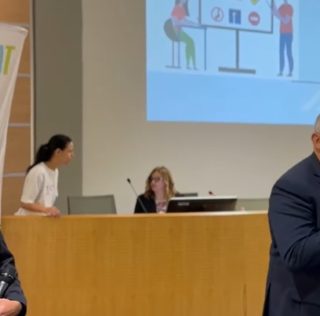Mercoledì 17/06 presso l’Auditorium di Stellantis si è tenuto l’evento conclusivo del progetto di educazione stradale che è stato portato avanti negli scorsi mesi in tutta Italia.