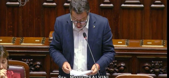 IL MINISTRO SALVINI RISPONDE AD UNA INTERROGAZIONE PARLAMENTARE CHE CHIEDE CAMBIAMENTI SOSTANZIALI NEL MONDO DELLE AUTOSCUOLE E DELLA FORMAZIONE.